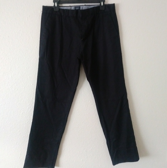 Gap Slim Fit Black Khakis - Picture 1 of 8